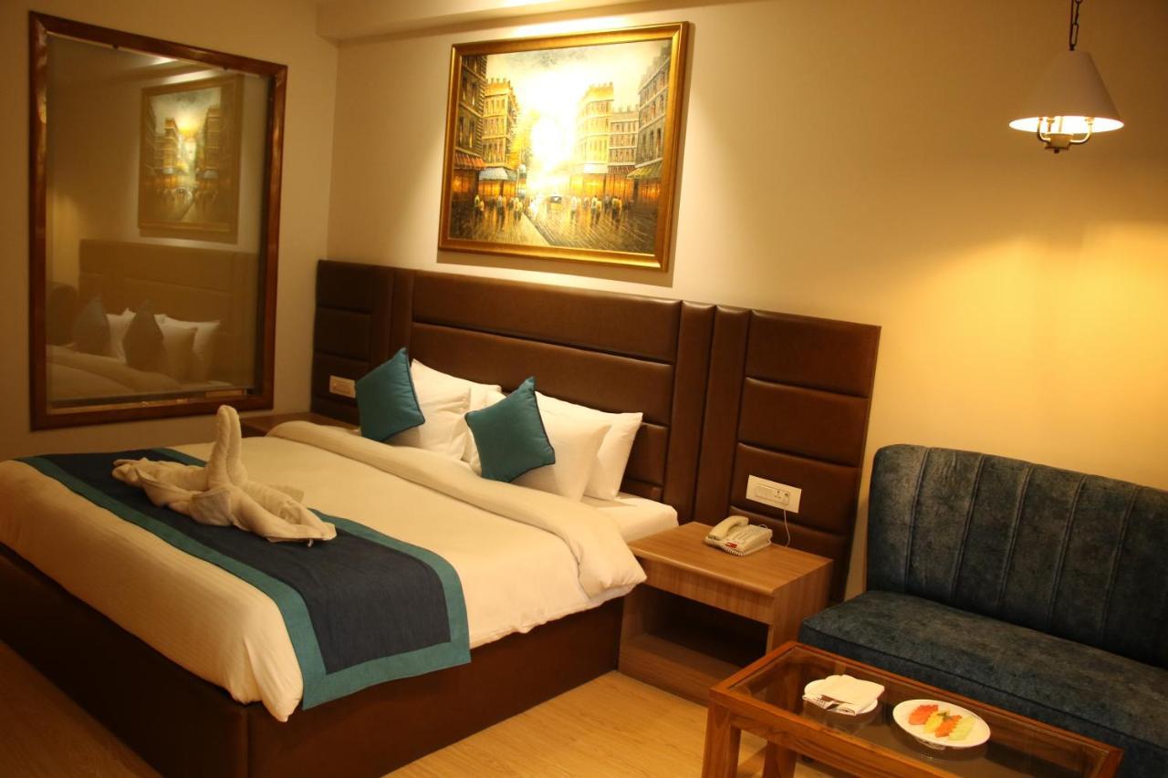 The Grand Arc Hotel & Convention Centre Shahjahanpur المظهر الخارجي الصورة