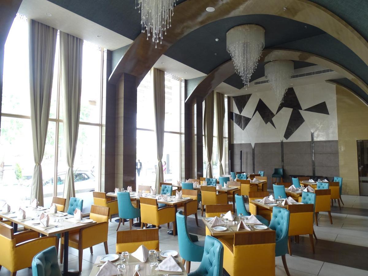 The Grand Arc Hotel & Convention Centre Shahjahanpur المظهر الخارجي الصورة