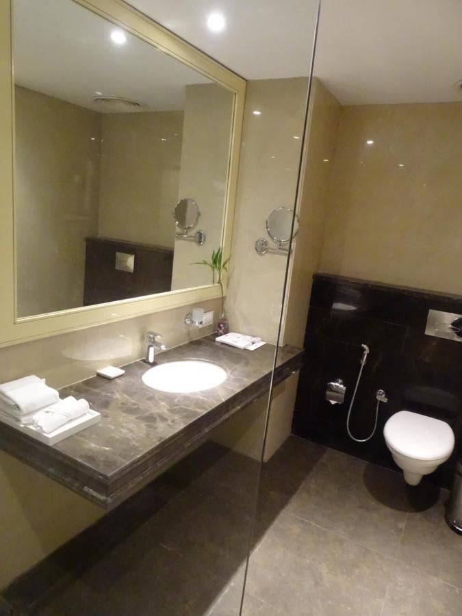 The Grand Arc Hotel & Convention Centre Shahjahanpur المظهر الخارجي الصورة