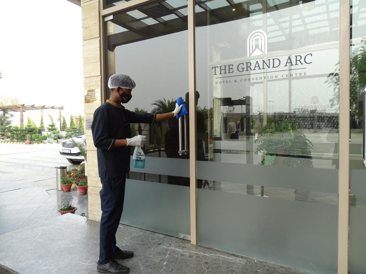 The Grand Arc Hotel & Convention Centre Shahjahanpur المظهر الخارجي الصورة